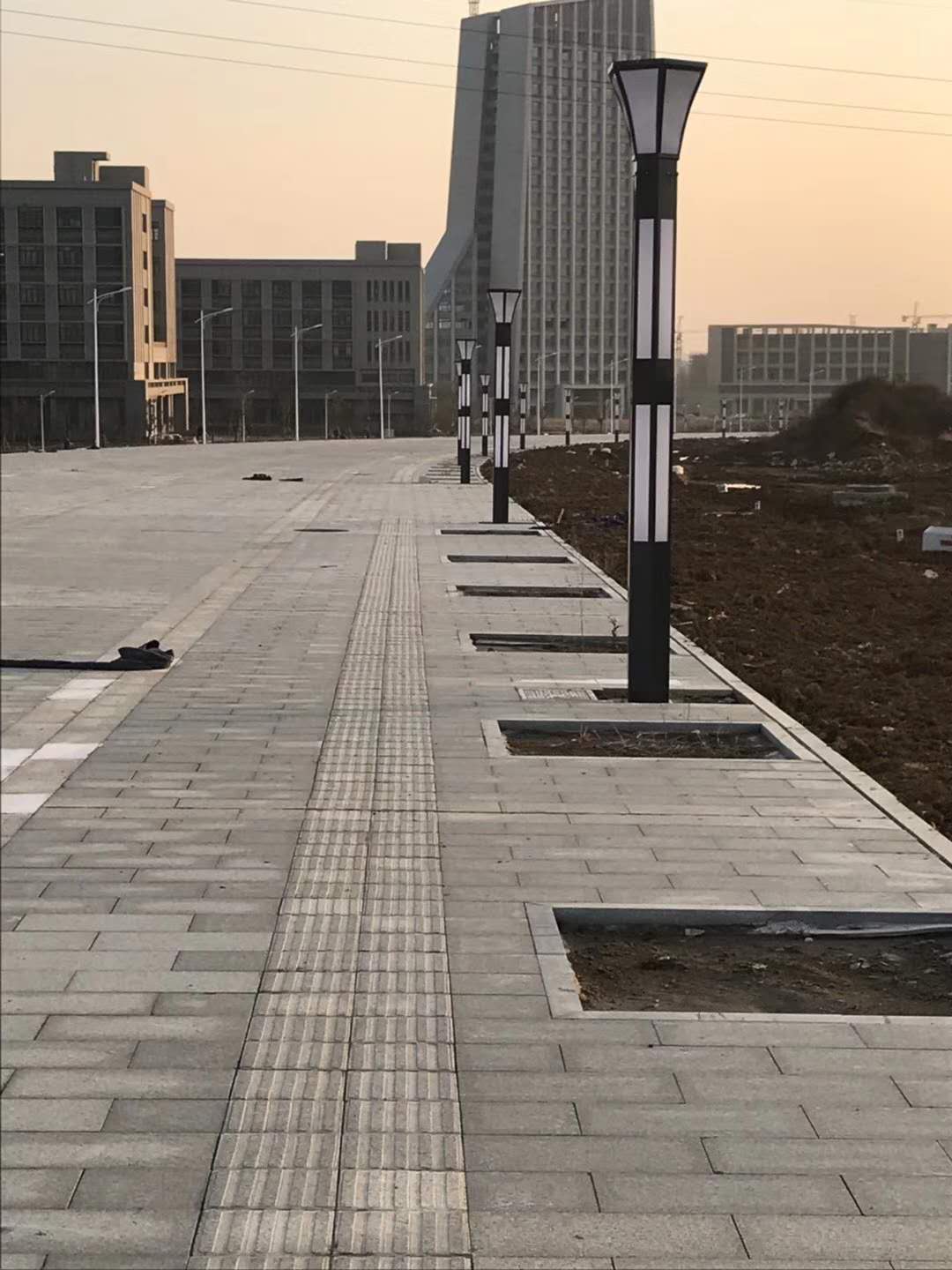 LED路燈、庭院燈、景觀(guān)燈_ led路燈價(jià)格